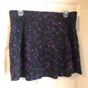GAP black and purple fun and flirty mini skirt